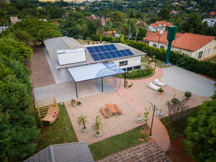 Chácara com 4 quartos à venda, 355m2 em Colinas do Mosteiro de Itaici, Indaiatuba - SP - imagem 4 Foto 4 de Chácara com 4 quartos à venda, 355m2 em Colinas do Mosteiro de Itaici, Indaiatuba - SP