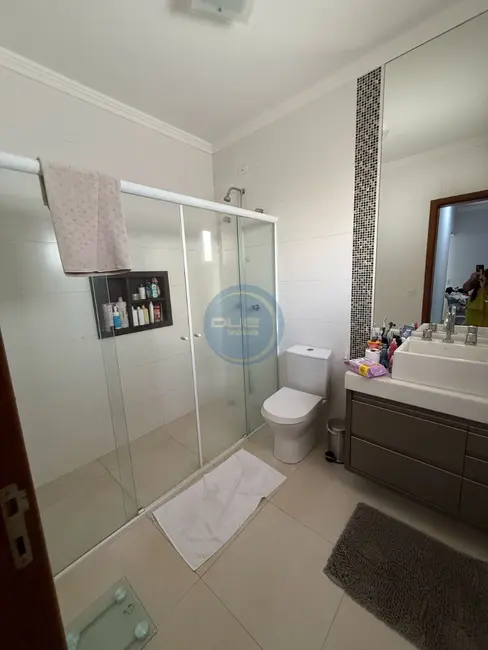 Casa de Condomínio com 3 quartos à venda e para alugar, 185m2 em Jardim Residencial Alto de Itaici, Indaiatuba - SP - imagem 5 Foto 5 de Casa de Condomínio com 3 quartos à venda e para alugar, 185m2 em Jardim Residencial Alto de Itaici, Indaiatuba - SP