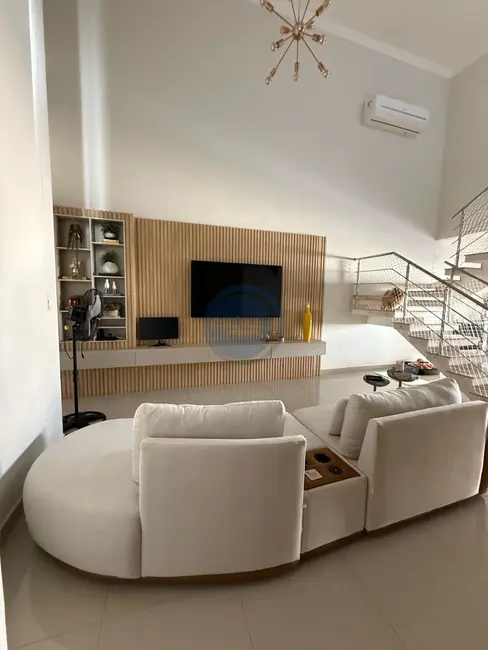 Casa de Condomínio com 3 quartos à venda e para alugar, 185m2 em Jardim Residencial Alto de Itaici, Indaiatuba - SP - imagem 7 Foto 7 de Casa de Condomínio com 3 quartos à venda e para alugar, 185m2 em Jardim Residencial Alto de Itaici, Indaiatuba - SP