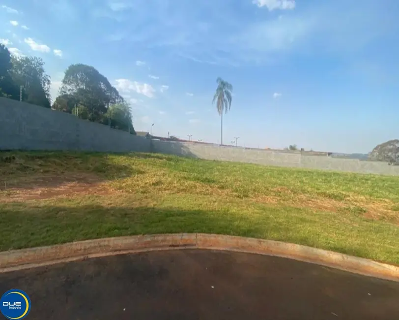 Foto 1 de Terreno / Lote à venda, 396m2 em Indaiatuba - SP
