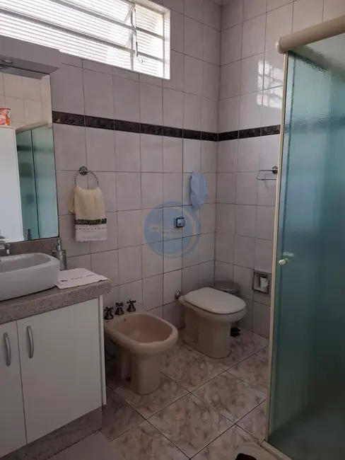 Casa com 2 quartos à venda, 110m2 em Centro, Indaiatuba - SP - imagem 3 Foto 3 de Casa com 2 quartos à venda, 110m2 em Centro, Indaiatuba - SP
