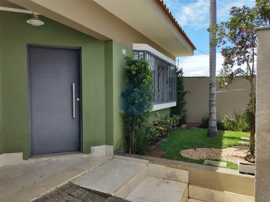 Foto 1 de Casa com 3 quartos à venda, 245m2 em Chácara Areal, Indaiatuba - SP