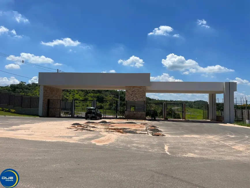 Foto 1 de Terreno / Lote à venda, 582m2 em Indaiatuba - SP