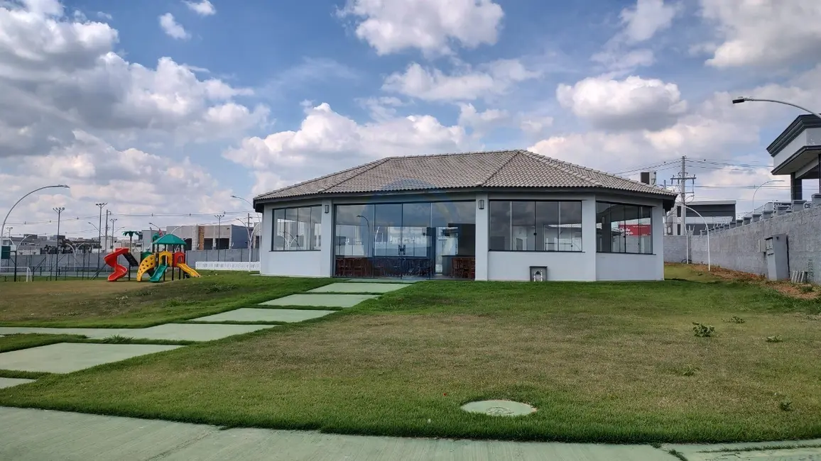 Foto 2 de Terreno / Lote à venda, 300m2 em Indaiatuba - SP