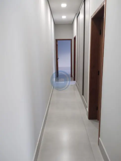 Foto 2 de Casa de Condomínio com 3 quartos à venda e para alugar, 190m2 em Indaiatuba - SP