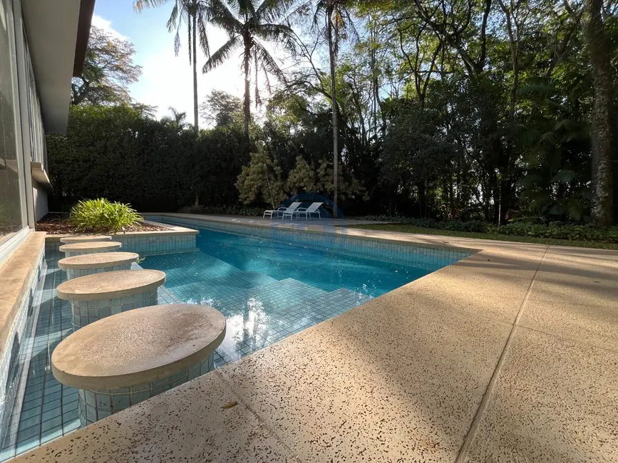 Casa de Condomínio com 3 quartos à venda, 555m2 em Helvétia Country, Indaiatuba - SP - imagem 1 Foto 1 de Casa de Condomínio com 3 quartos à venda, 555m2 em Helvétia Country, Indaiatuba - SP