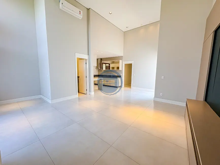 Casa de Condomínio com 4 quartos à venda, 201m2 em Residencial Duas Marias, Indaiatuba - SP - imagem 5 Foto 5 de Casa de Condomínio com 4 quartos à venda, 201m2 em Residencial Duas Marias, Indaiatuba - SP