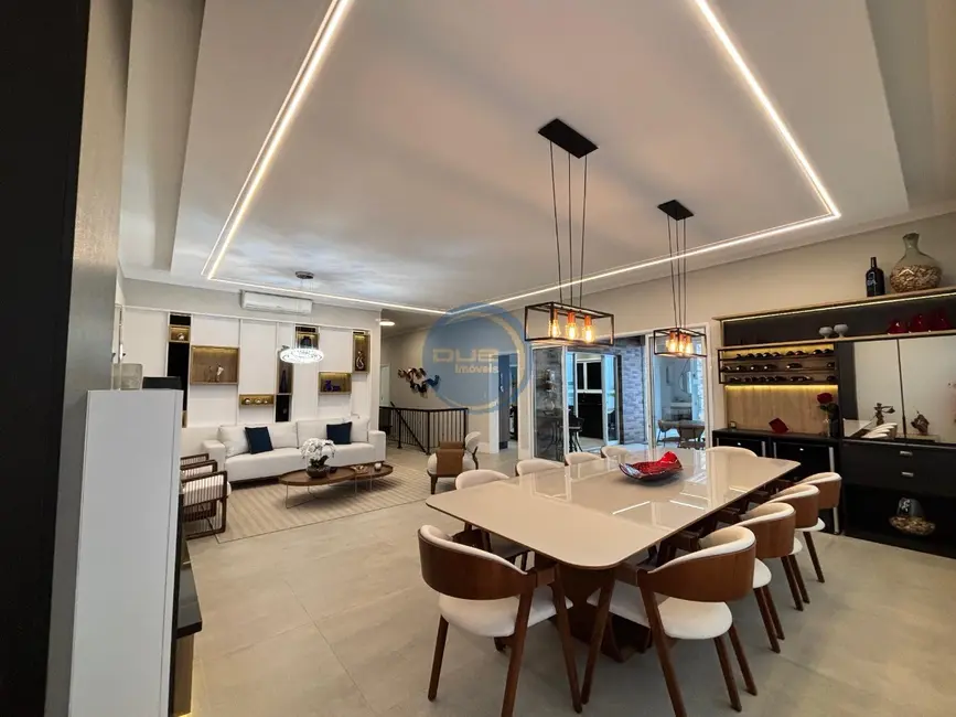 Foto 6 de Casa de Condomínio com 4 quartos à venda, 400m2 em Jardim Residencial Helvétia Park I, Indaiatuba - SP