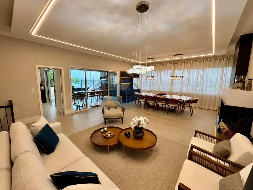 Foto 4 de Casa de Condomínio com 4 quartos à venda, 400m2 em Jardim Residencial Helvétia Park I, Indaiatuba - SP