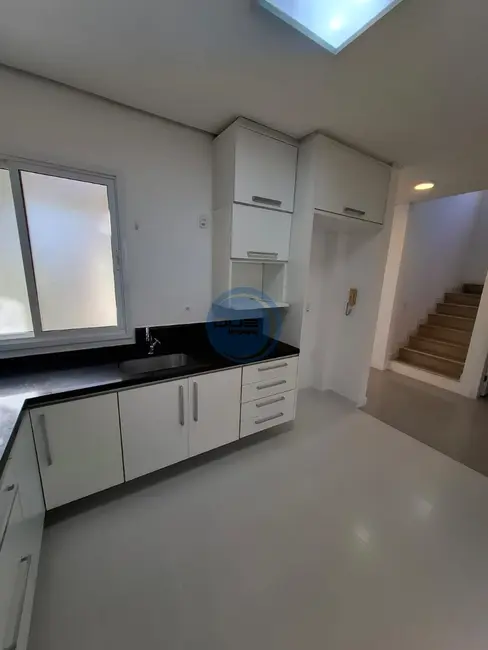 Casa de Condomínio com 3 quartos à venda e para alugar, 169m2 em Chácara Belvedere, Indaiatuba - SP - imagem 3 Foto 3 de Casa de Condomínio com 3 quartos à venda e para alugar, 169m2 em Chácara Belvedere, Indaiatuba - SP