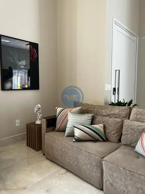 Casa de Condomínio com 3 quartos à venda e para alugar, 195m2 em Indaiatuba - SP - imagem 5 Foto 5 de Casa de Condomínio com 3 quartos à venda e para alugar, 195m2 em Indaiatuba - SP