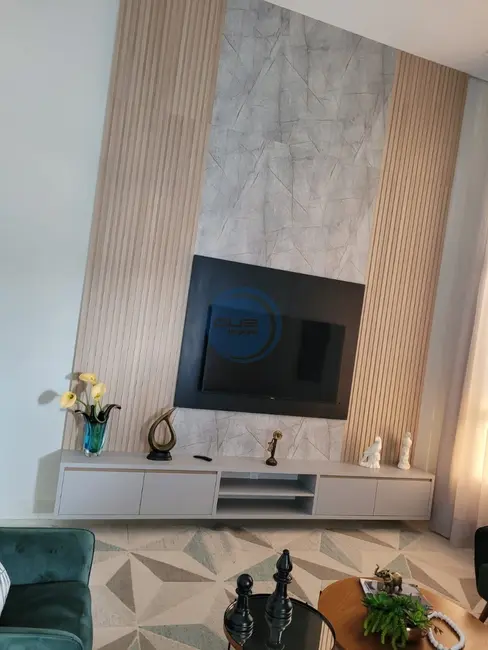 Casa de Condomínio com 3 quartos à venda e para alugar, 195m2 em Indaiatuba - SP - imagem 3 Foto 3 de Casa de Condomínio com 3 quartos à venda e para alugar, 195m2 em Indaiatuba - SP