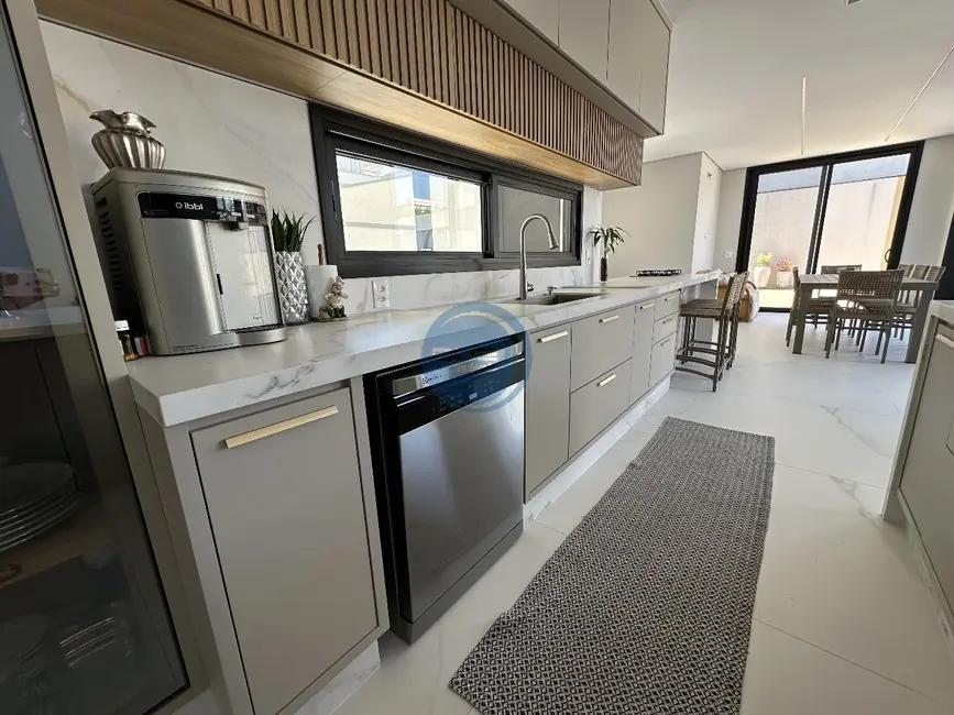 Foto 2 de Casa de Condomínio com 3 quartos à venda, 370m2 em Jardim Residencial Helvétia Park III, Indaiatuba - SP