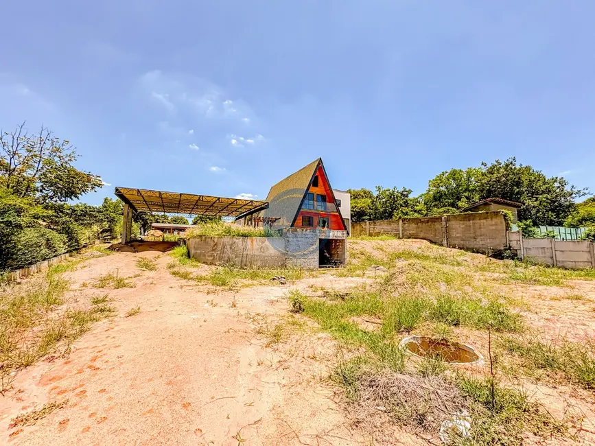 Foto 2 de Chácara com 3 quartos à venda, 547m2 em Jardim dos Laranjais, Indaiatuba - SP