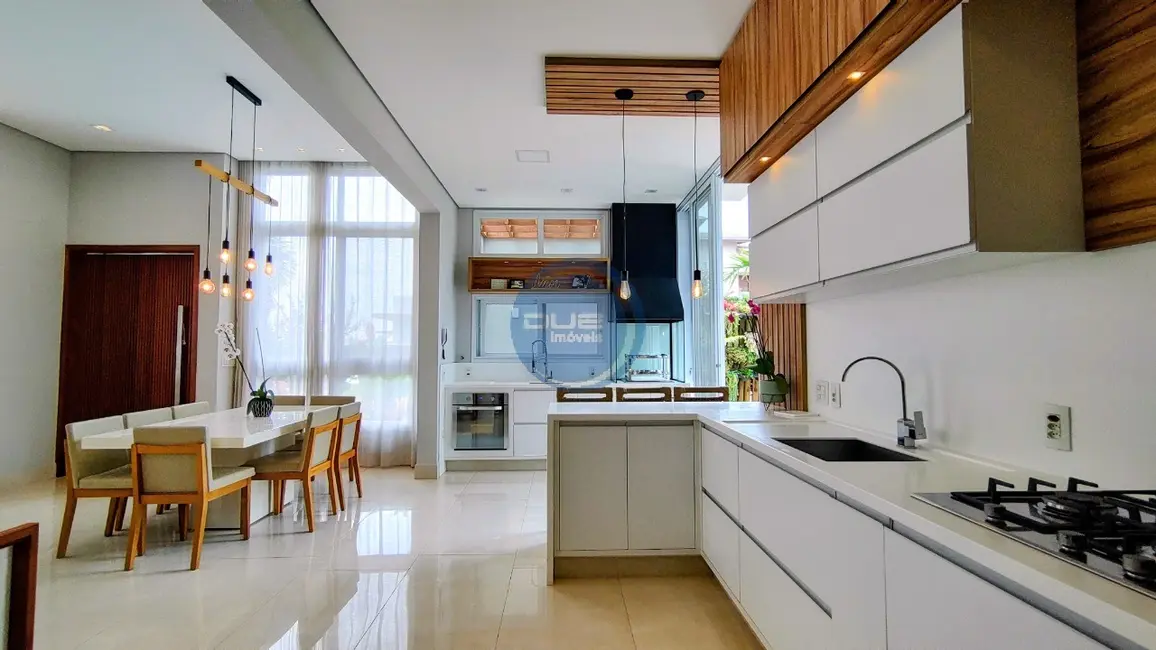 Foto 9 de Casa de Condomínio com 3 quartos à venda, 226m2 em Jardim Residencial Dona Lucilla, Indaiatuba - SP