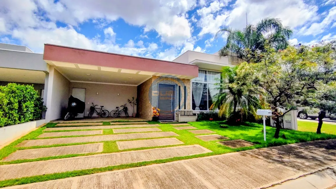 Foto 3 de Casa de Condomínio com 3 quartos à venda, 185m2 em Jardim Residencial Dona Lucilla, Indaiatuba - SP