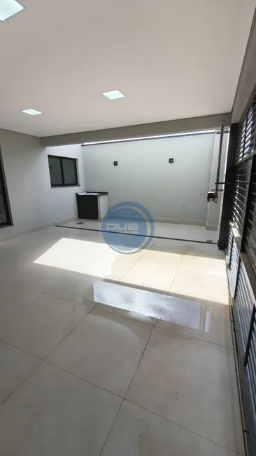 Foto 3 de Casa com 3 quartos à venda e para alugar, 119m2 em Indaiatuba - SP