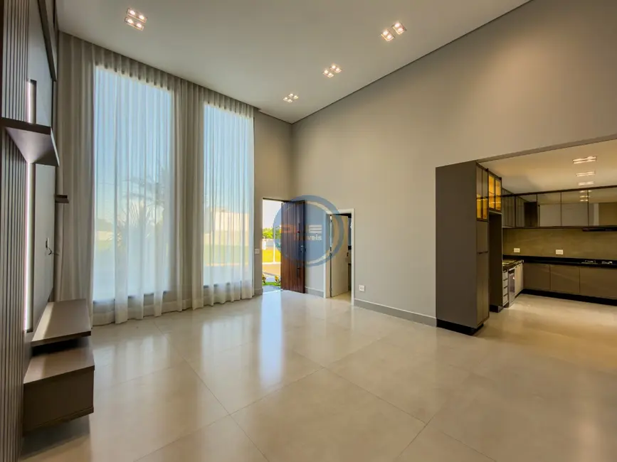 Casa de Condomínio com 3 quartos à venda, 191m2 em Indaiatuba - SP - imagem 5 Foto 5 de Casa de Condomínio com 3 quartos à venda, 191m2 em Indaiatuba - SP