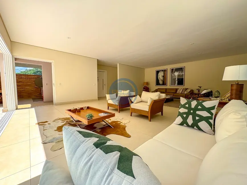 Foto 3 de Casa de Condomínio com 4 quartos à venda, 470m2 em Helvétia Country, Indaiatuba - SP