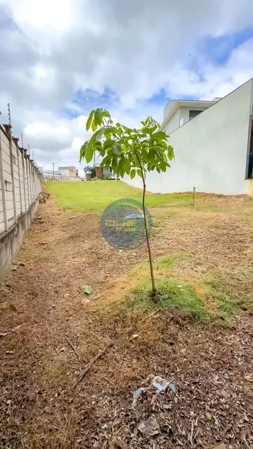 Foto 4 de Terreno / Lote à venda, 689m2 em Jardins Di Roma, Indaiatuba - SP
