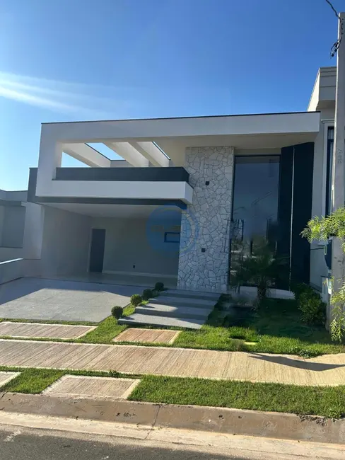 Casa de Condomínio com 3 quartos à venda, 197m2 em Indaiatuba - SP - imagem 1 Foto 1 de Casa de Condomínio com 3 quartos à venda, 197m2 em Indaiatuba - SP