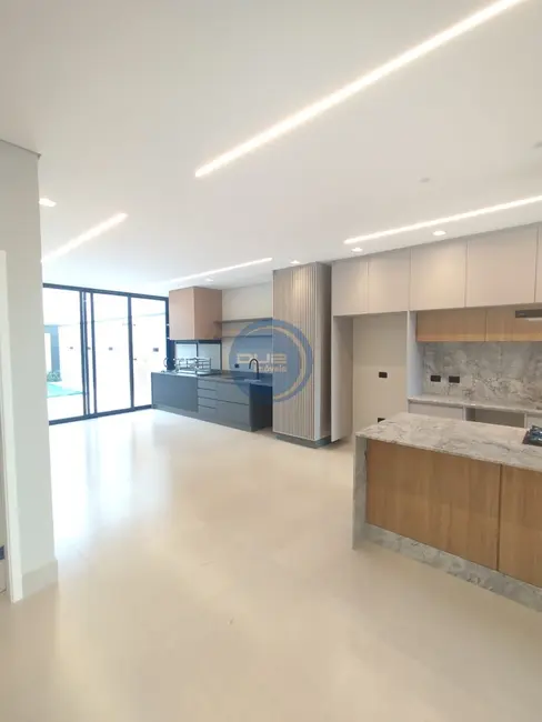 Casa de Condomínio com 3 quartos à venda, 197m2 em Indaiatuba - SP - imagem 6 Foto 6 de Casa de Condomínio com 3 quartos à venda, 197m2 em Indaiatuba - SP