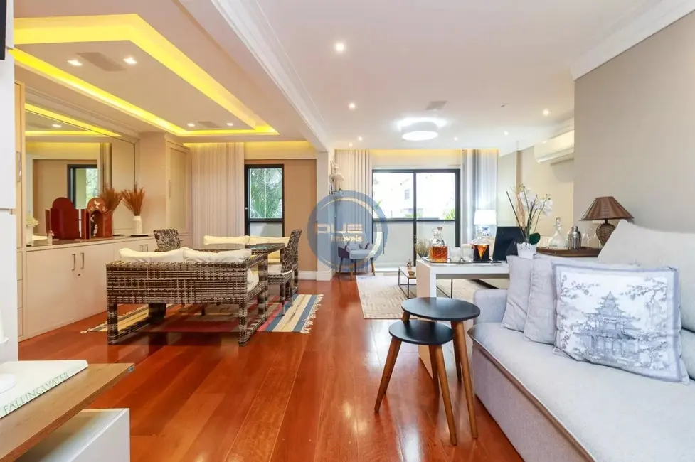 Apartamento com 3 quartos à venda, 131m2 em Itaim Bibi, São Paulo - SP - imagem 1 Foto 1 de Apartamento com 3 quartos à venda, 131m2 em Itaim Bibi, São Paulo - SP