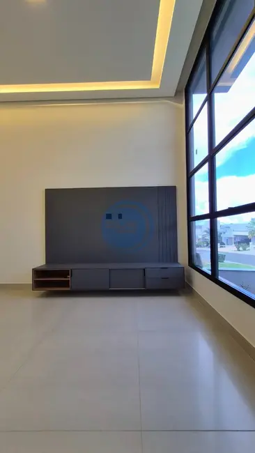 Foto 9 de Casa de Condomínio com 3 quartos à venda, 210m2 em Jardim Residencial Dona Lucilla, Indaiatuba - SP