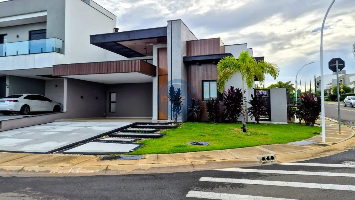 Foto 3 de Casa de Condomínio com 3 quartos à venda, 185m2 em Jardim Residencial Dona Lucilla, Indaiatuba - SP