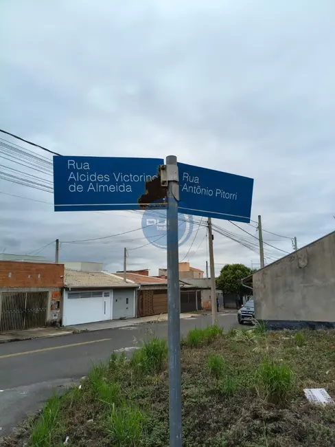 Foto 3 de Terreno / Lote à venda, 200m2 em Salto - SP