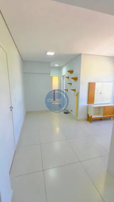 Foto 3 de Apartamento com 2 quartos para alugar, 48m2 em Jardim Hubert, Indaiatuba - SP