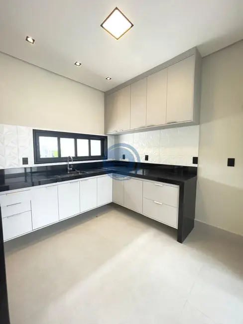 Casa de Condomínio com 3 quartos à venda, 144m2 em Indaiatuba - SP - imagem 3 Foto 3 de Casa de Condomínio com 3 quartos à venda, 144m2 em Indaiatuba - SP