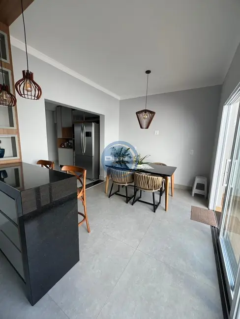 Casa com 3 quartos à venda, 187m2 em Jardim Esplanada II, Indaiatuba - SP - imagem 8 Foto 8 de Casa com 3 quartos à venda, 187m2 em Jardim Esplanada II, Indaiatuba - SP