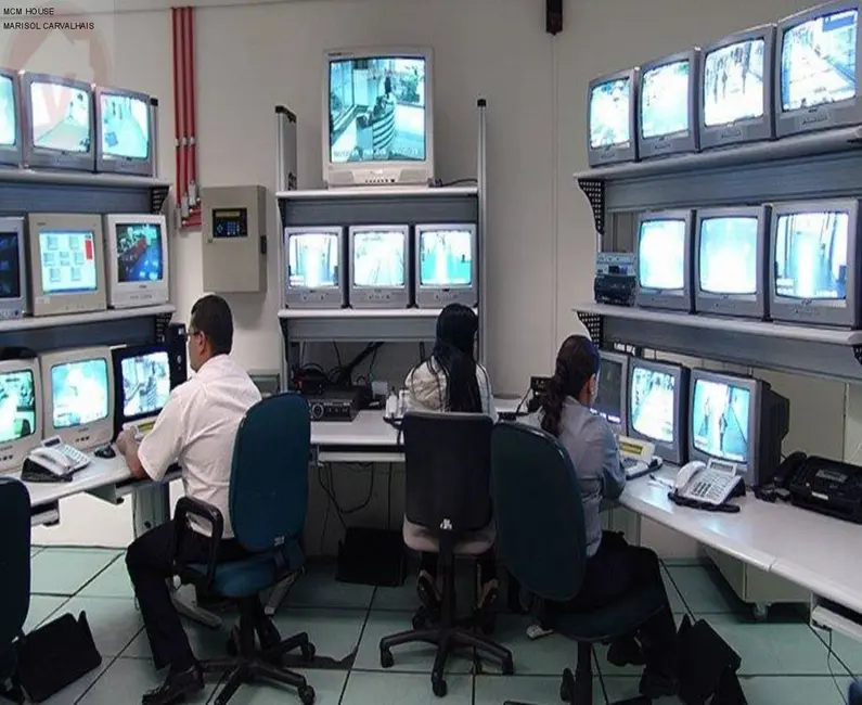 Foto 3 de Sala Comercial à venda, 28m2 em Jardim São Luís, São Paulo - SP