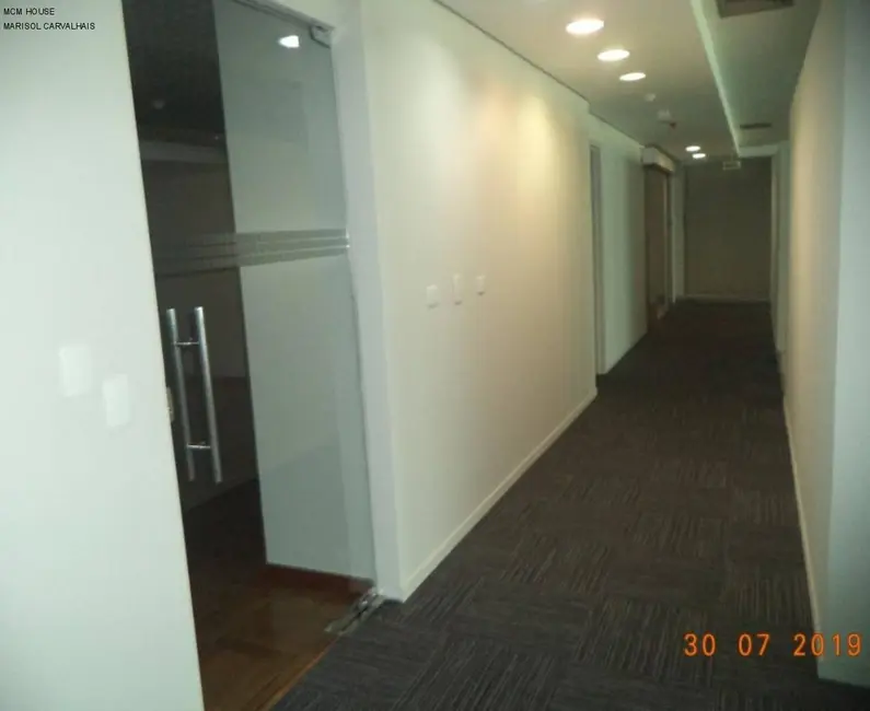 Foto 9 de Sala Comercial à venda, 28m2 em Jardim São Luís, São Paulo - SP