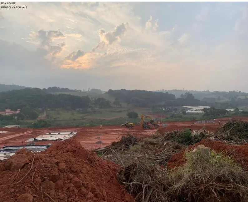 Foto 3 de Casa de Condomínio com 2 quartos à venda, 50m2 em Caetetuba, Atibaia - SP