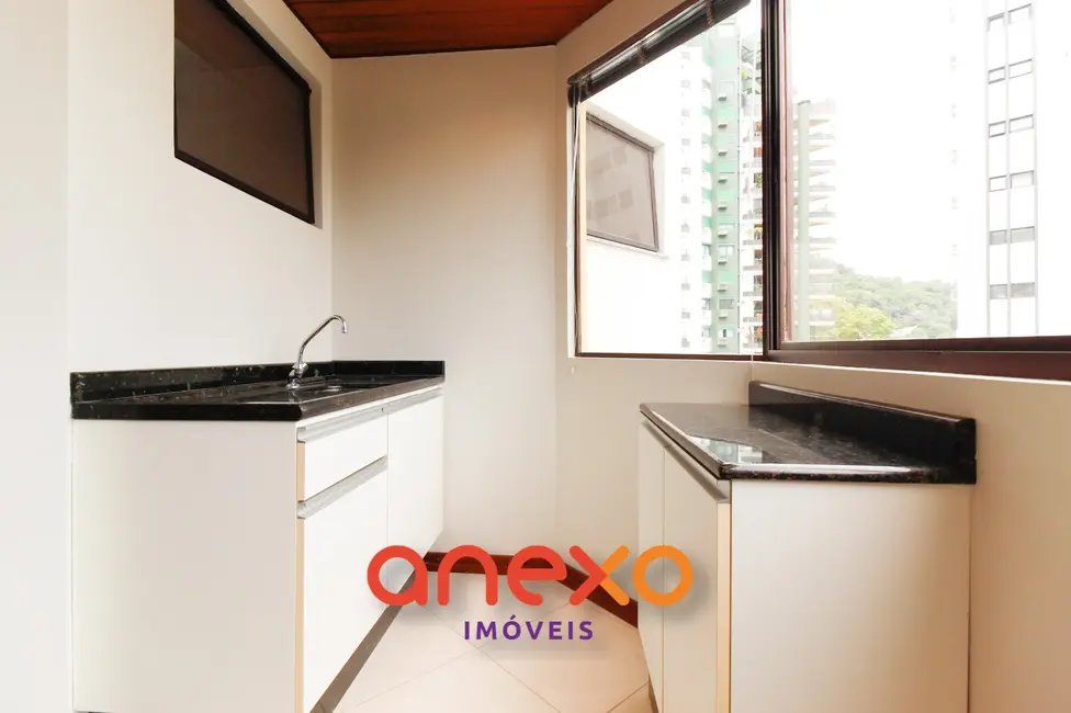 Apartamento com 3 quartos à venda, 200m2 em Jardim Blumenau, Blumenau - SC - imagem 9 Foto 9 de Apartamento com 3 quartos à venda, 200m2 em Jardim Blumenau, Blumenau - SC