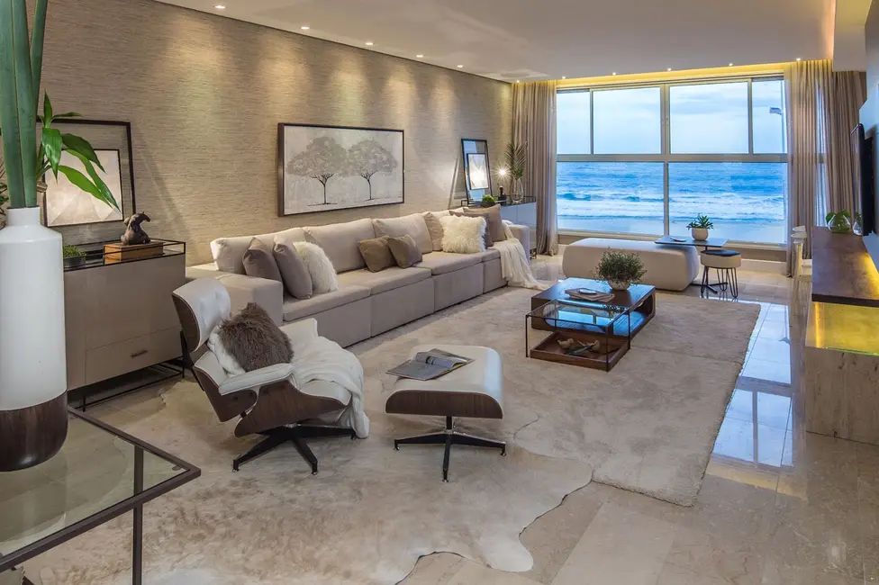 Apartamento com 5 quartos à venda, 215m2 em Itajai - SC - imagem 2 Foto 2 de Apartamento com 5 quartos à venda, 215m2 em Itajai - SC