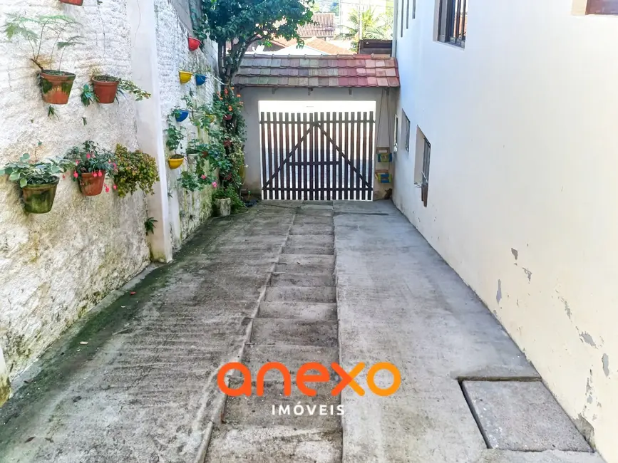 Casa com 3 quartos à venda, 750m2 em Escola Agrícola, Blumenau - SC - imagem 3 Foto 3 de Casa com 3 quartos à venda, 750m2 em Escola Agrícola, Blumenau - SC