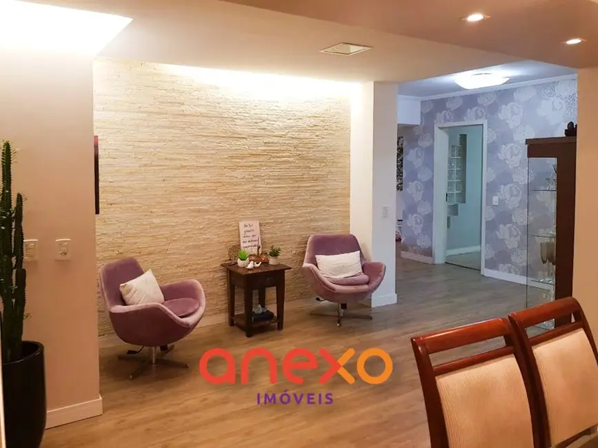 Apartamento com 3 quartos à venda, 240m2 em Vila Formosa, Blumenau - SC - imagem 4 Foto 4 de Apartamento com 3 quartos à venda, 240m2 em Vila Formosa, Blumenau - SC
