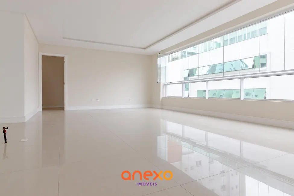 Foto 1 de Apartamento com 3 quartos à venda, 191m2 em Centro, Balneario Camboriu - SC