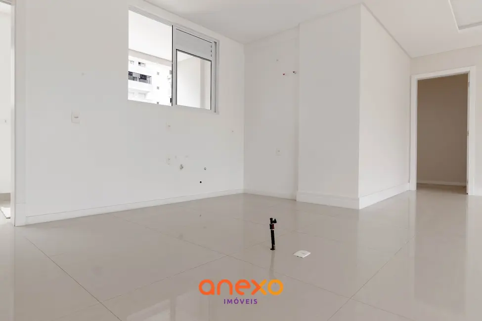 Apartamento com 3 quartos à venda, 191m2 em Centro, Balneario Camboriu - SC - imagem 3 Foto 3 de Apartamento com 3 quartos à venda, 191m2 em Centro, Balneario Camboriu - SC