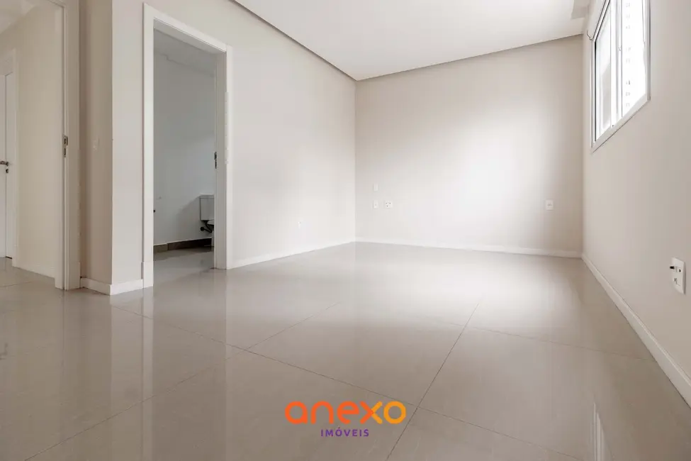 Apartamento com 3 quartos à venda, 191m2 em Centro, Balneario Camboriu - SC - imagem 7 Foto 7 de Apartamento com 3 quartos à venda, 191m2 em Centro, Balneario Camboriu - SC