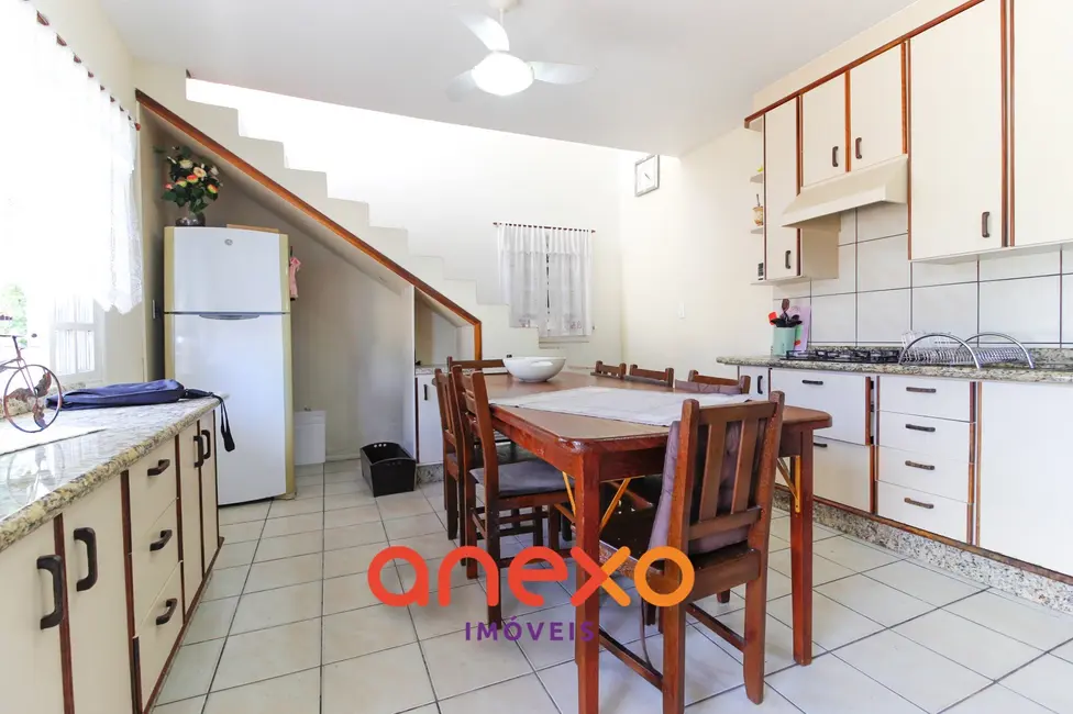 Casa com 5 quartos à venda em Água Verde, Blumenau - SC - imagem 8 Foto 8 de Casa com 5 quartos à venda em Água Verde, Blumenau - SC