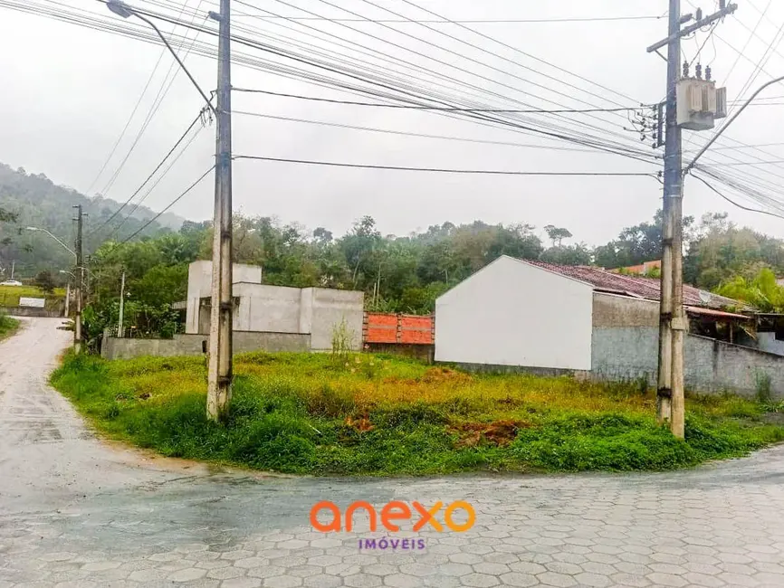 Foto 1 de Terreno / Lote à venda, 402m2 em Testo Salto, Blumenau - SC