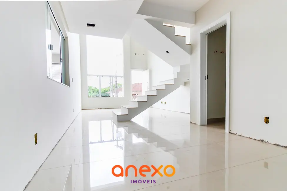 Casa com 3 quartos à venda, 154m2 em Escola Agrícola, Blumenau - SC - imagem 3 Foto 3 de Casa com 3 quartos à venda, 154m2 em Escola Agrícola, Blumenau - SC