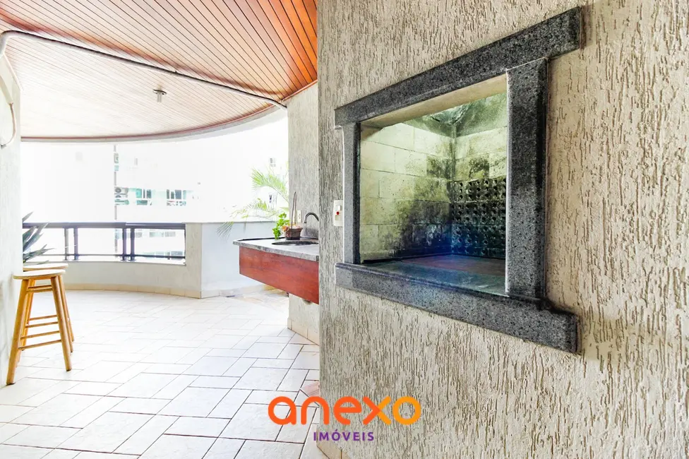 Apartamento com 3 quartos à venda, 322m2 em Victor Konder, Blumenau - SC - imagem 5 Foto 5 de Apartamento com 3 quartos à venda, 322m2 em Victor Konder, Blumenau - SC