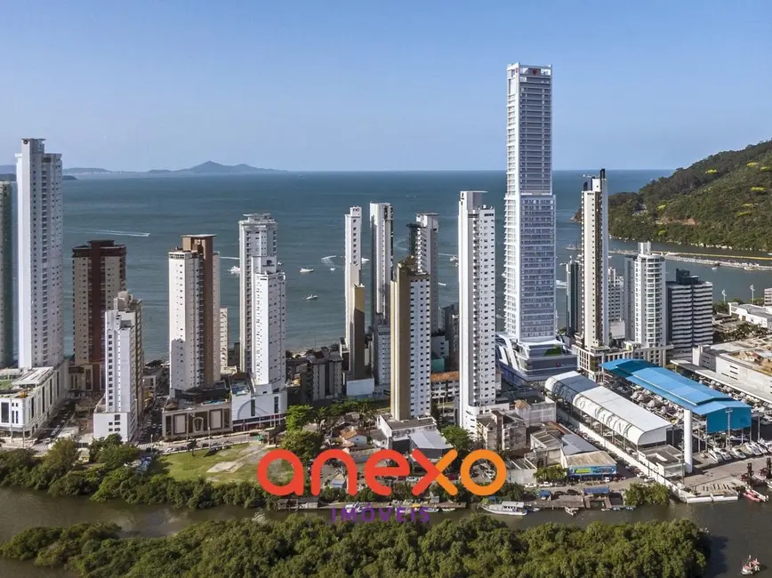Apartamento com 4 quartos à venda, 194m2 em Balneario Camboriu - SC - imagem 2 Foto 2 de Apartamento com 4 quartos à venda, 194m2 em Balneario Camboriu - SC