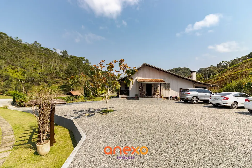 Sítio / Rancho com 3 quartos à venda em Vila Itoupava, Blumenau - SC - imagem 3 Foto 3 de Sítio / Rancho com 3 quartos à venda em Vila Itoupava, Blumenau - SC
