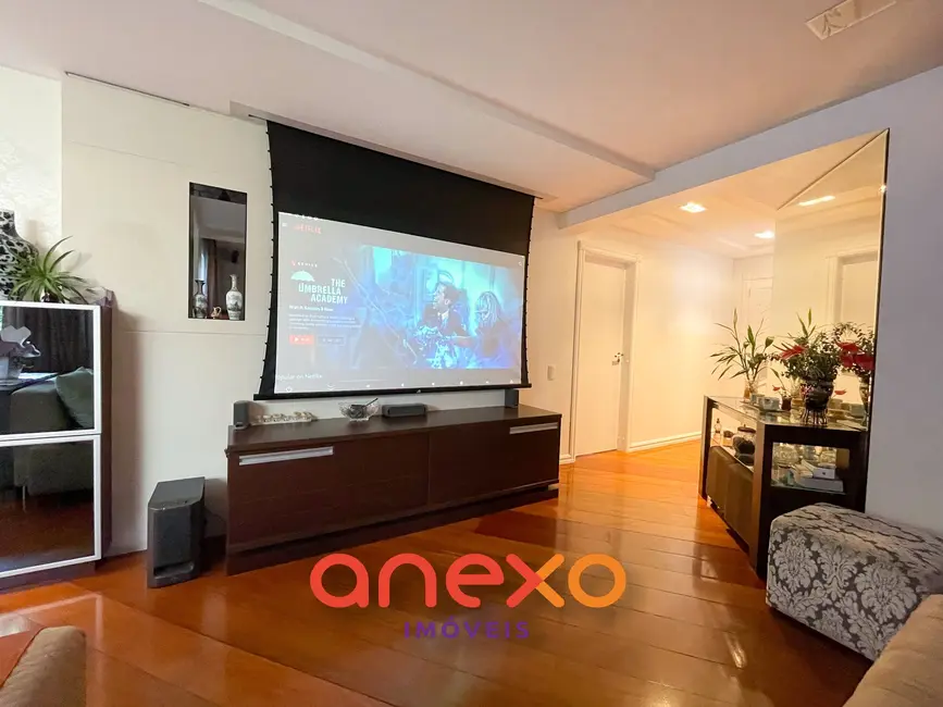 Apartamento com 4 quartos à venda, 286m2 em Ponta Aguda, Blumenau - SC - imagem 6 Foto 6 de Apartamento com 4 quartos à venda, 286m2 em Ponta Aguda, Blumenau - SC